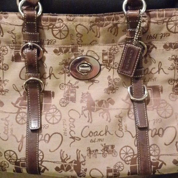 Coach brown canvas shoulder handbag purse  leather straps  hangtag Vintage - Picture 2 of 8